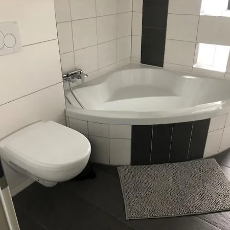 Apartment Ferienwohnung Mit Grosser Dachterrasse *