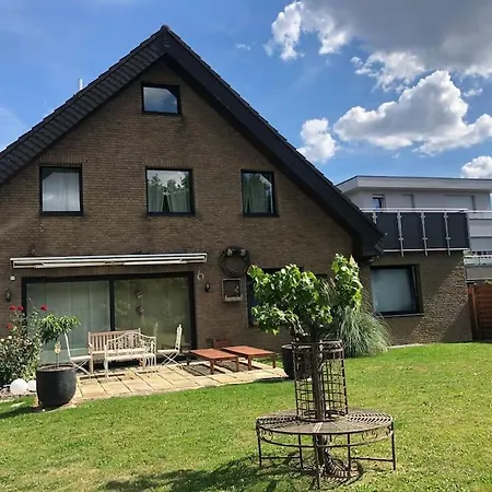 Ferienwohnung Mit Grosser Dachterrasse Appartement Bielefeld